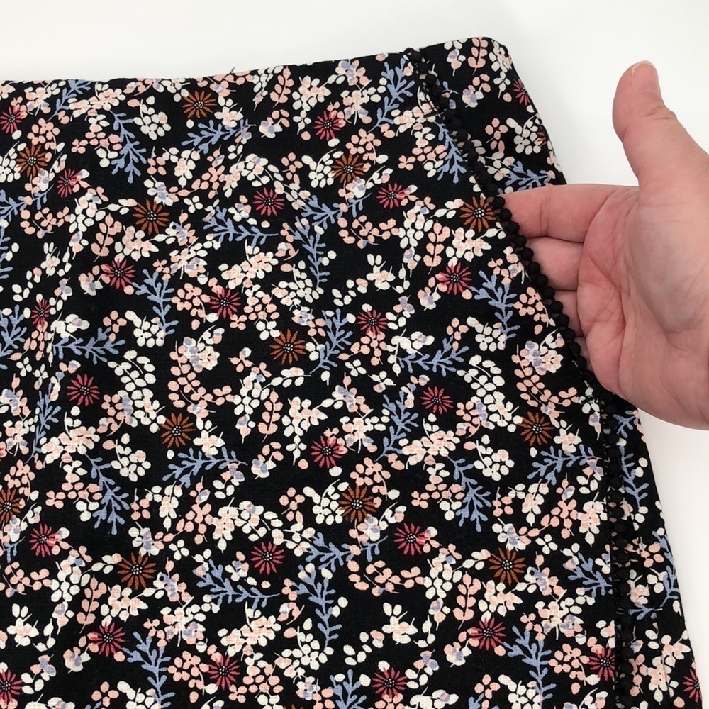 Loft Size 8 Floral Print Pencil Skirt With Pockets - Picture 3 of 13